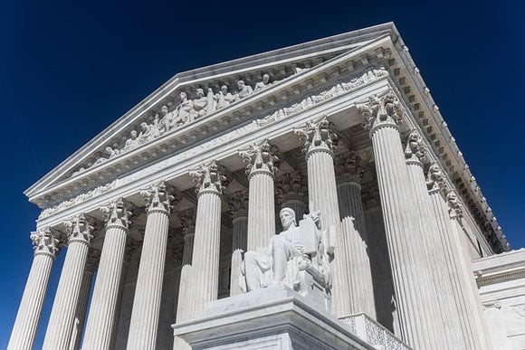 U.S. Supreme Court building image by Mark Thomas from Pixabay