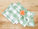 Fennco Styles Country Buffalo Check Soft Tablecloth - Classic Check Table Linen for Everyday Use, Family Gathering, Indoor Outdoor Parties and Special Occasion