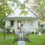 Sturdy Outdoor Rust-Proof 4-Foot Black Metal Arch Garden Bridge - FREE SHIPPING